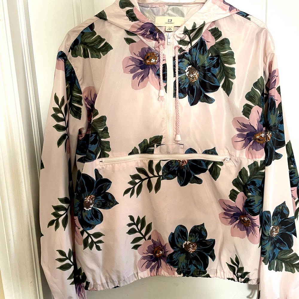 Floral Pull-over,  Size M